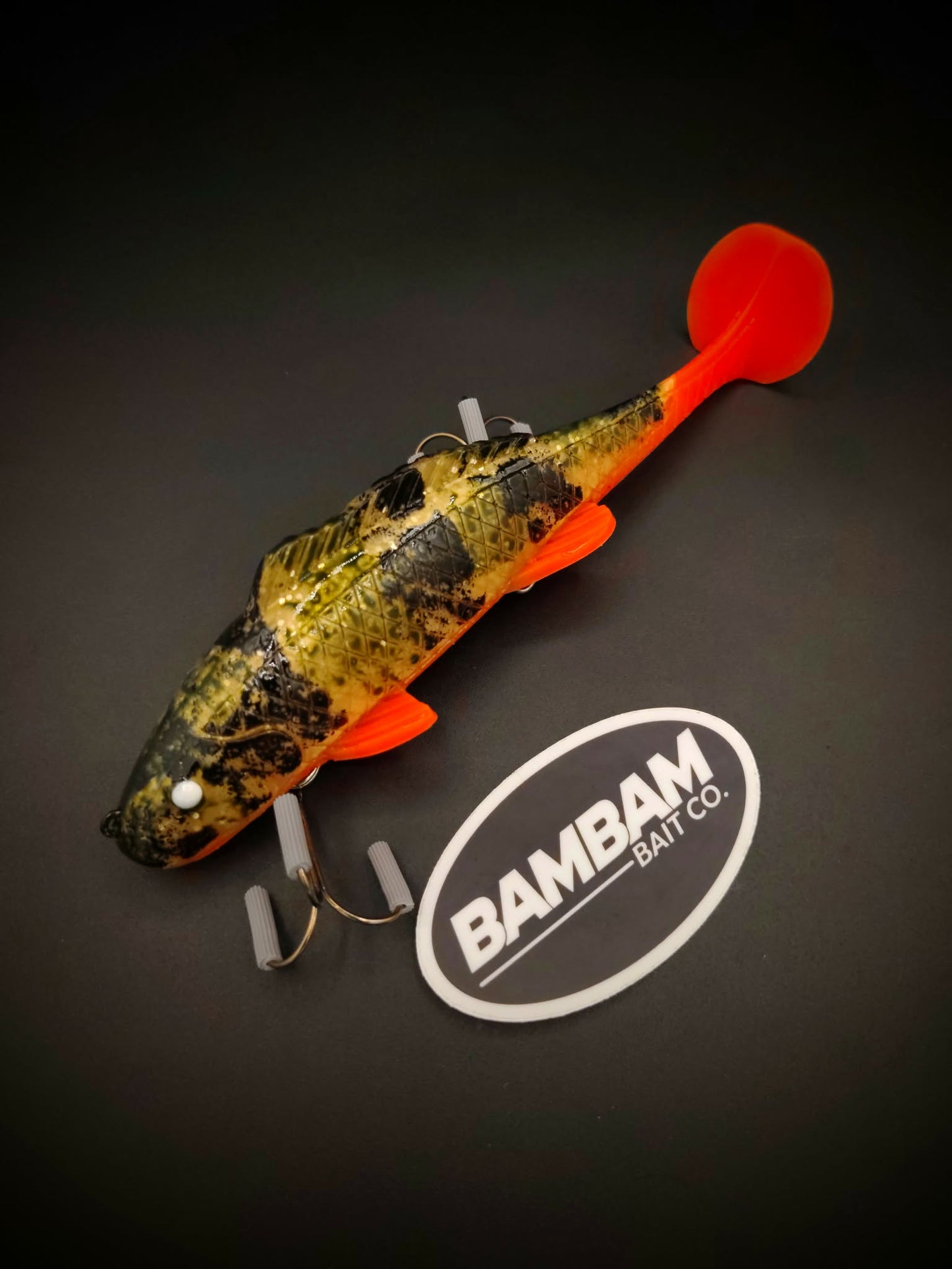 7" Swimfin (Painted G.L.O.W.)