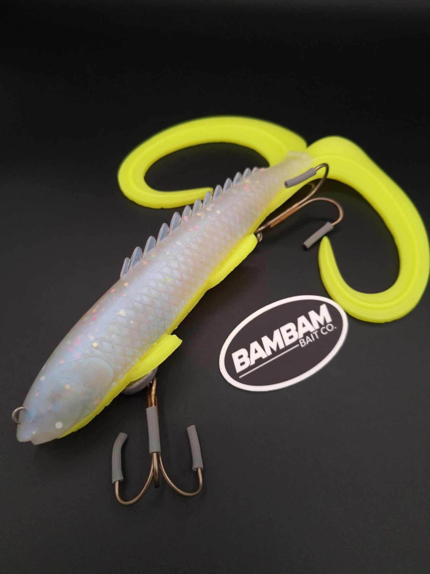 Bowfin Shallow (Unicorn/Chartreuse Glow)