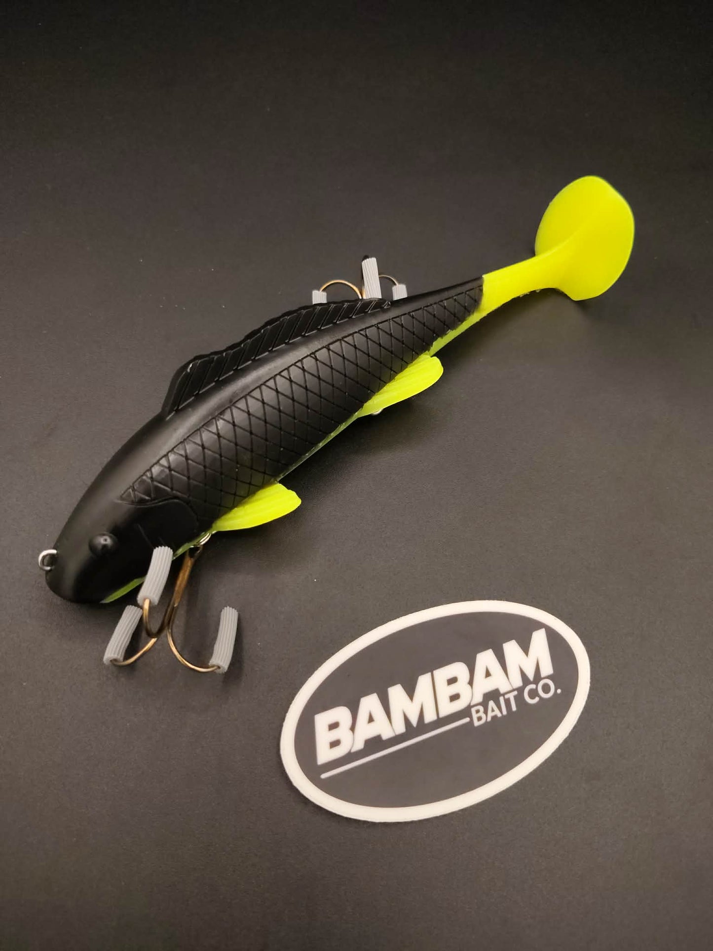 7" Swimfin (Black Chartreuse Glow)